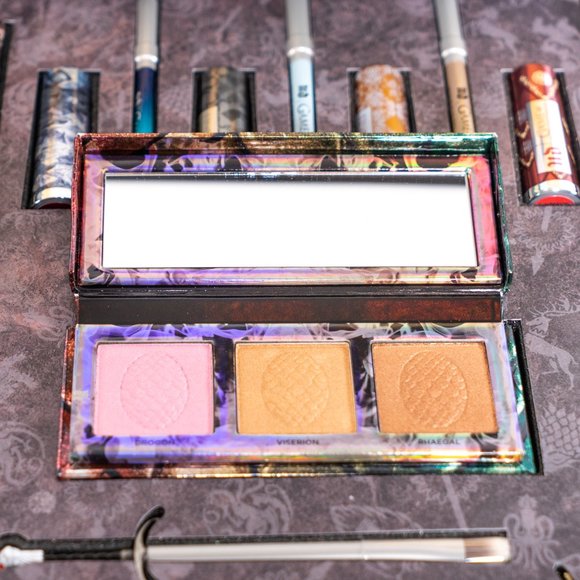 💋SOLD!💥 URBAN DECAY Game of Thrones GOT Vault - Picture 9 of 11